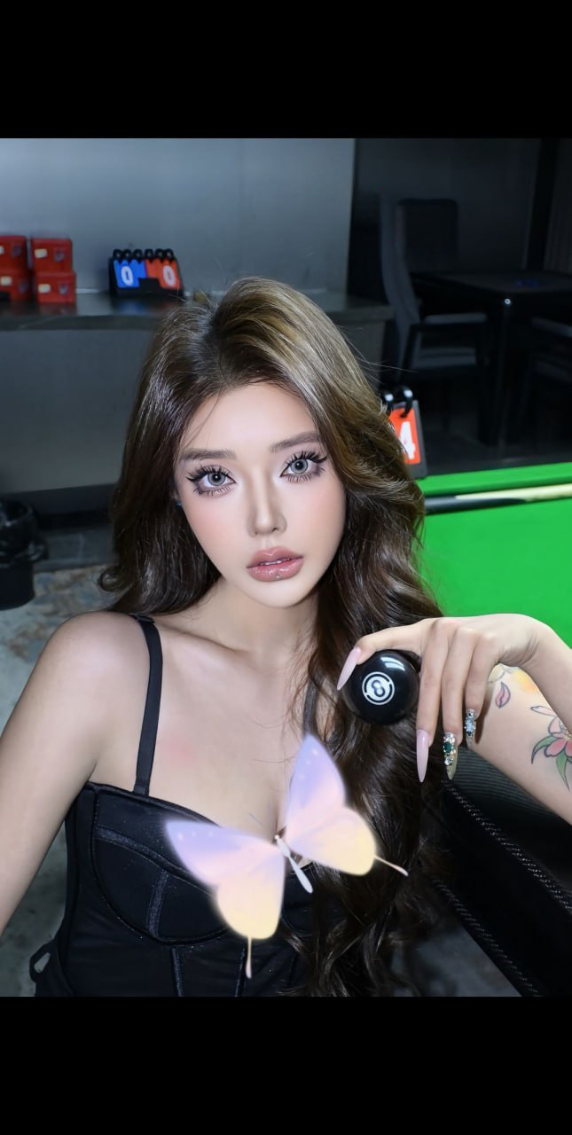 TikTok Xiao-Influencer Insert one-on-one and crackle selfie benefits with
